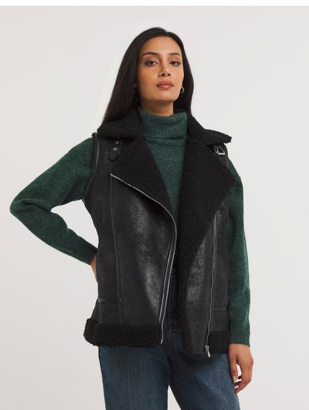 M&S FROM THE UK Black Sleevless Vest Jacket Great Piece For Fall To Winter